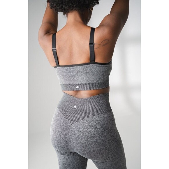 Vitality Formation Scoop Bra Midnight Heather Size Large - Picture 2 of 11